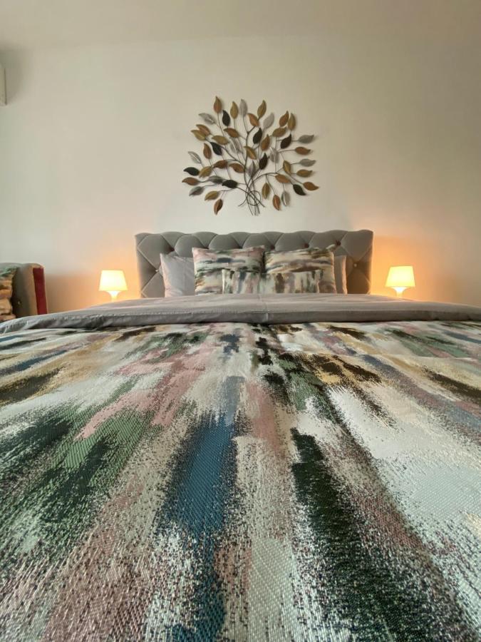 דירות בראליה Eden Luxury מראה חיצוני תמונה